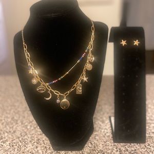 Gold Charm Sail Necklace Set